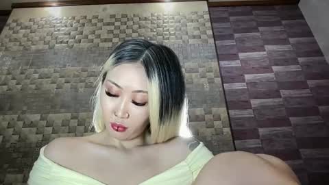 Akemi online show from 04.05.26