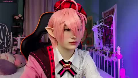 Akemi online show from 02.14.25