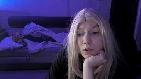 Snapshot of akira_ivyy chatting on 02.11.26 Akira online show from 02.11.26