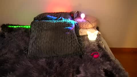 Nameless online show from 12.20.24