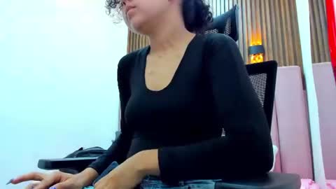 Snapshot of akirahayami chatting on 06.30.26 AkiraHayami online show from 06.30.26