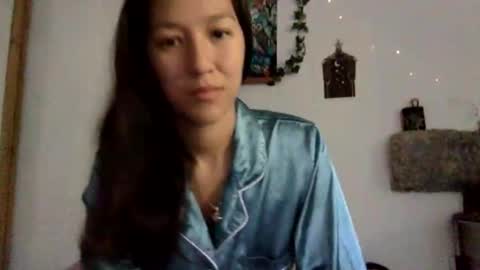 Akira Skye online show from 09.26.25