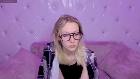 Snapshot of akiro_kim chatting on 02.24.26 akiro_kim online show from 02.24.26