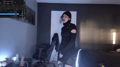 Snapshot of al0stjane333 chatting on 09.30.25 aL0stjane online show from 09.30.25