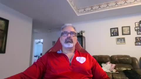 Snapshot of aladdin31673 chatting on 04.23.26 aladdin31673 online show from 04.23.26