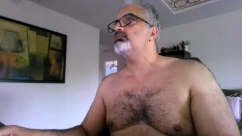 Snapshot of aladdin31673 chatting on 06.27.26 aladdin31673 online show from 06.27.26