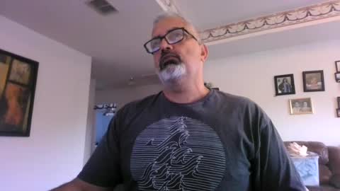 Snapshot of aladdin31673 chatting on 07.18.26 aladdin31673 online show from 07.18.26