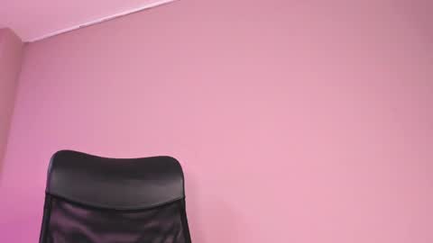 Snapshot of alahia_betancur chatting on 02.26.25 Alahia online show from 02.26.25