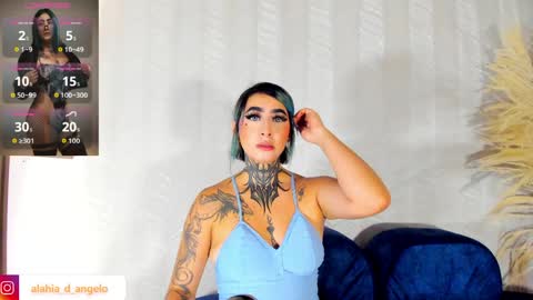 Snapshot of alahia_dangelo_ chatting on 05.19.26 ALAHIA online show from 05.19.26