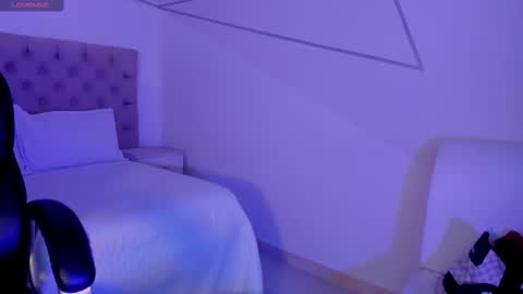 Alahia online show from 02.12.25