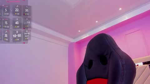  A L A H I A  online show from 10.11.25