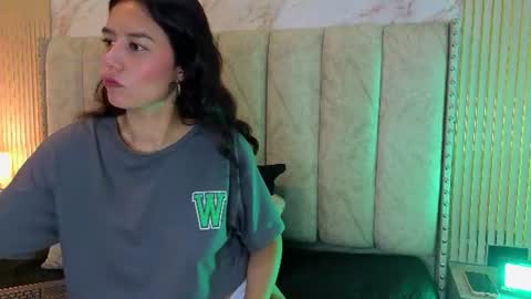 alahiasweet1 online show from 07.04.26