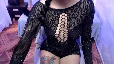 alaia_blue1 online show from 10.24.25