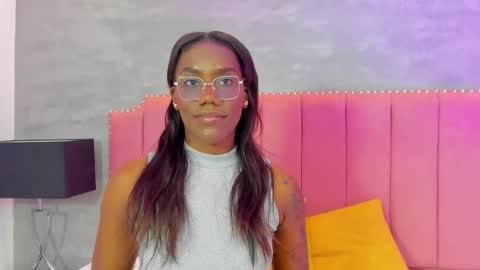 alaia_colins online show from 11.08.25