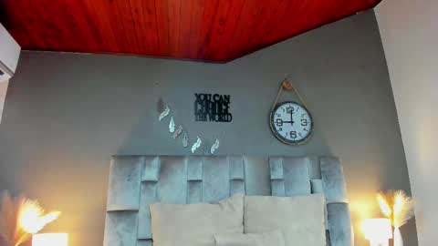  Alaia  online show from 02.22.25