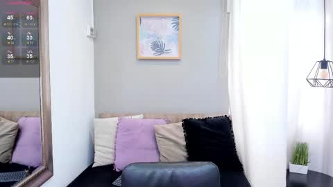 Snapshot of alaiasmile_ chatting on 05.12.26 online show from 05.12.26
