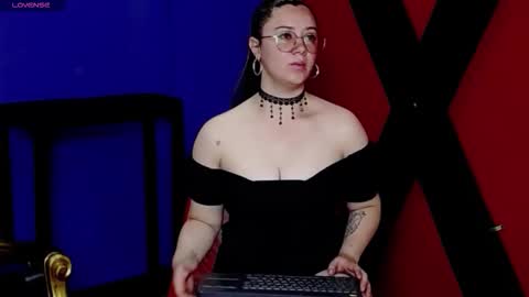 Alaiia    online show from 11.26.25