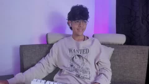 Snapshot of alan18n chatting on 03.10.25 alan18n online show from 03.10.25