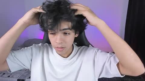 Snapshot of alan18n chatting on 11.21.25 alan18n online show from 11.21.25