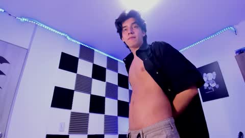 Alan Boy online show from 11.23.25