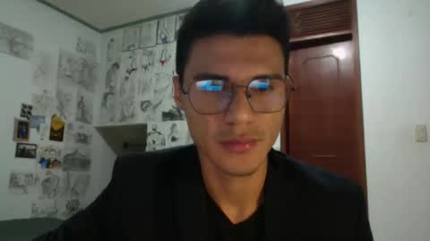 Snapshot of alan_eross chatting on 10.15.25 alan_eross online show from 10.15.25