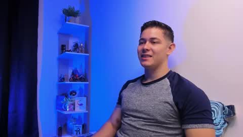 Snapshot of alan_hadid1 chatting on 11.16.25 Alan Hadid online show from 11.16.25