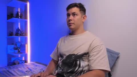 Snapshot of alan_hadid1 chatting on 01.09.26 Alan Hadid online show from 01.09.26