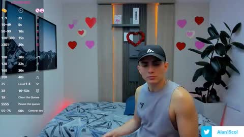 Alan  Kevin can we reach 100 thumbs up please guys  online show from 02.11.26