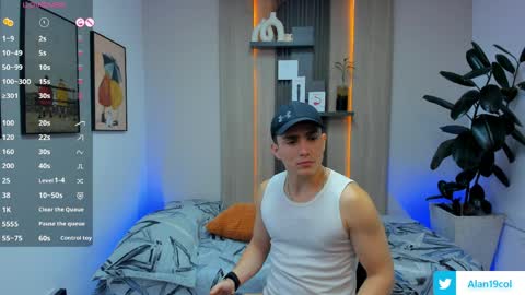 Alan  Kevin can we reach 100 thumbs up please guys  online show from 04.01.26