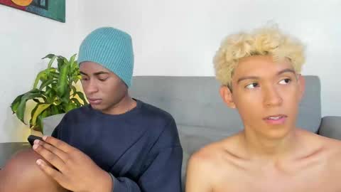 Alan and Criss - WE JUST FRIENDS WITH BENEFITS BOTH VERS online show from 12.06.24