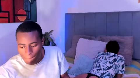 Alan and Criss - WE JUST FRIENDS WITH BENEFITS BOTH VERS online show from 10.10.25