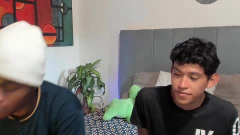 Alan and Criss - WE JUST FRIENDS WITH BENEFITS BOTH VERS online show from 10.17.25