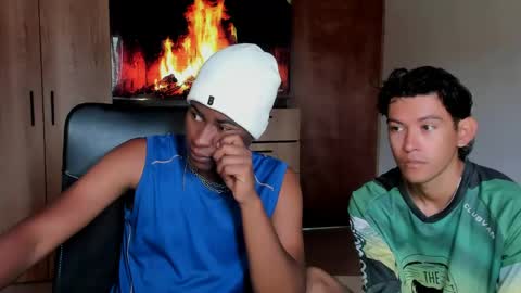 Alan and Criss - WE JUST FRIENDS WITH BENEFITS BOTH VERS online show from 05.10.26