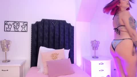 alana_2916 online show from 02.18.25