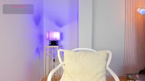 Snapshot of alana__rossetti chatting on 07.15.26 Alana online show from 07.15.26