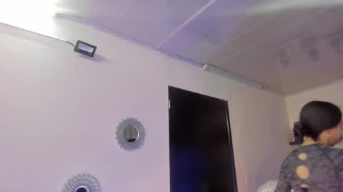 Maeve  online show from 01.12.25