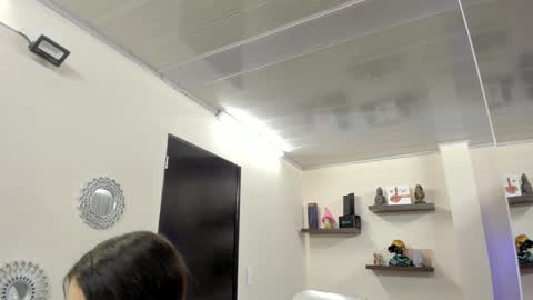 Maeve  online show from 02.05.25