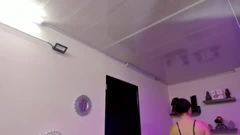 Maeve  online show from 02.25.25