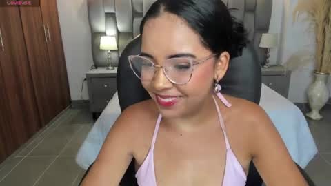 Snapshot of alana_martiins chatting on 07.11.26 alana online show from 07.11.26