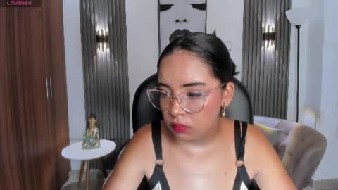 Snapshot of alana_martiins chatting on 07.15.26 alana online show from 07.15.26