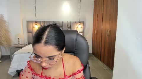 Snapshot of alana_martiins chatting on 07.30.26 alana online show from 07.30.26
