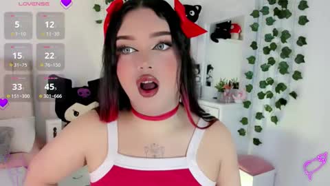 Snapshot of alana_muller_ chatting on 10.28.25 Alana Muller online show from 10.28.25