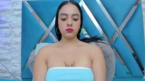 Snapshot of alanaflores chatting on 02.13.25 Alana Flores online show from 02.13.25