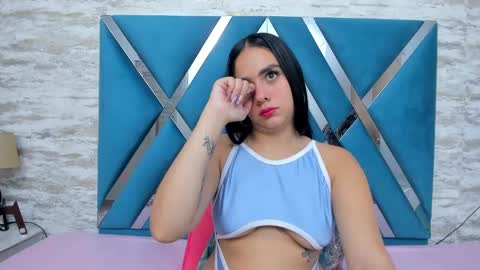 Snapshot of alanaflores chatting on 02.26.25 Alana Flores online show from 02.26.25