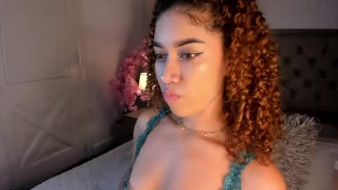 Snapshot of alanaxbrown chatting on 06.07.26 Tell me Alana online show from 06.07.26