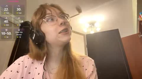 Snapshot of alanehadaller chatting on 10.24.25 Stella online show from 10.24.25