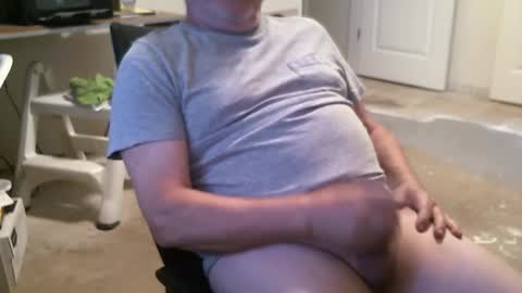 Snapshot of alanlee10allen chatting on 09.25.25 Alanlee10allen online show from 09.25.25