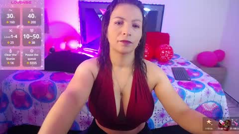 Victoria  online show from 02.25.25