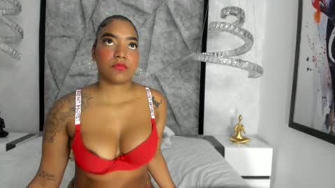 Snapshot of alaskakat chatting on 09.10.25 Alaska online show from 09.10.25