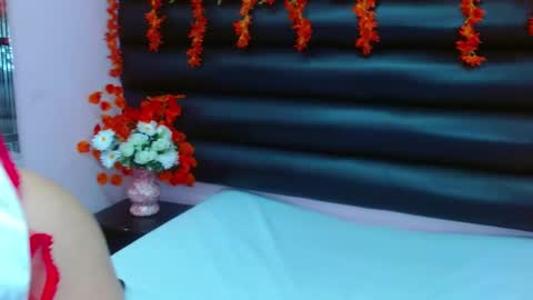 AlaSmith  online show from 01.14.25